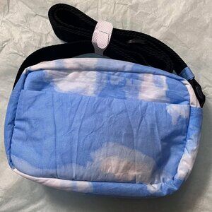 NWT BAGGU camera crossbody bag - clouds